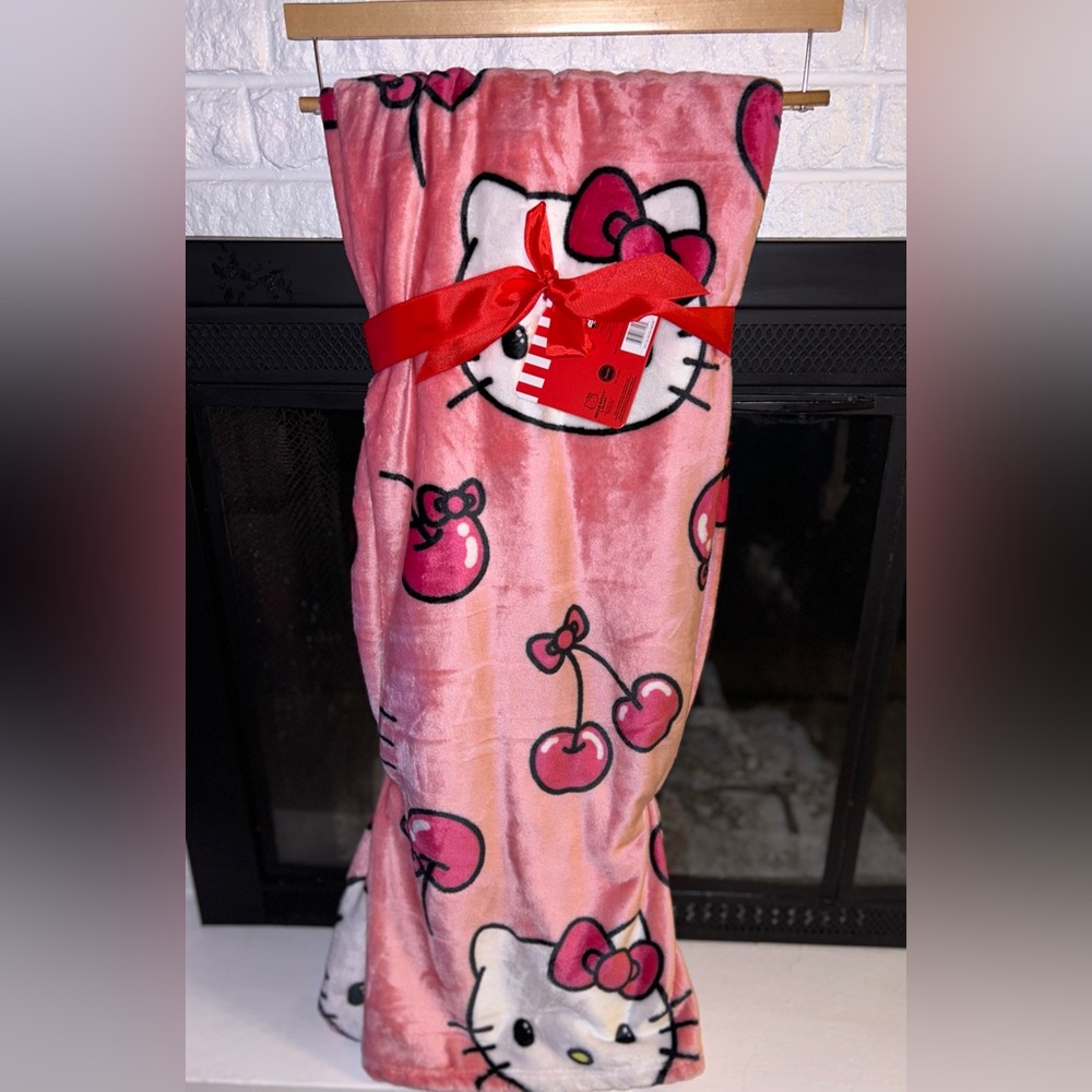 Hello kitty Cherry blanket